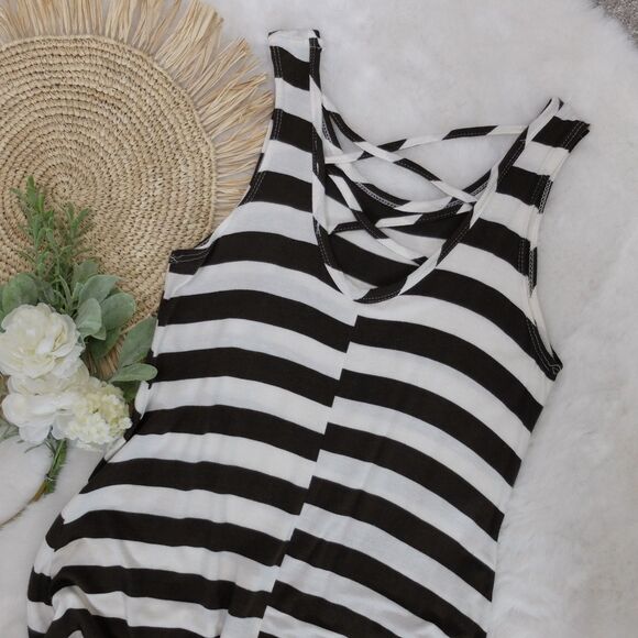 Olivia Rae Striped Sleeveless Strappy Back Swing Dress Size Medium - Picture 7 of 7